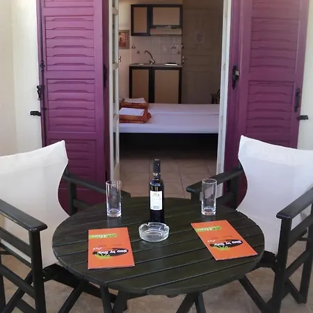 アパート Verykokkos On The Agia Anna (Naxos)