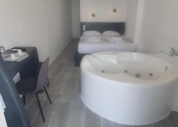 Verykokkos On The Apartman Ajía Ána